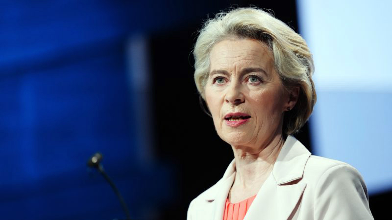 Šéfka EK von der Leyen viackrát lietala súkromným lietadlom