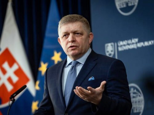 Premiér Fico odmieta návrh zastaviť tok plynu pre Slovensko z Ruska