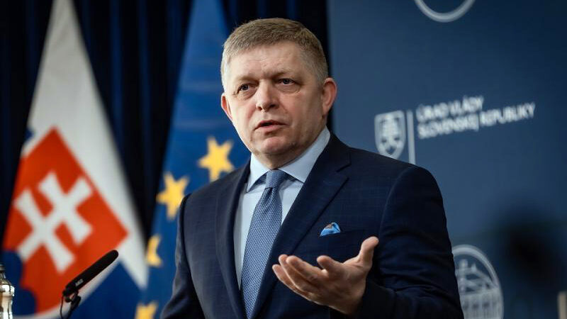 Premiér Fico odmieta návrh zastaviť tok plynu pre Slovensko z Ruska
