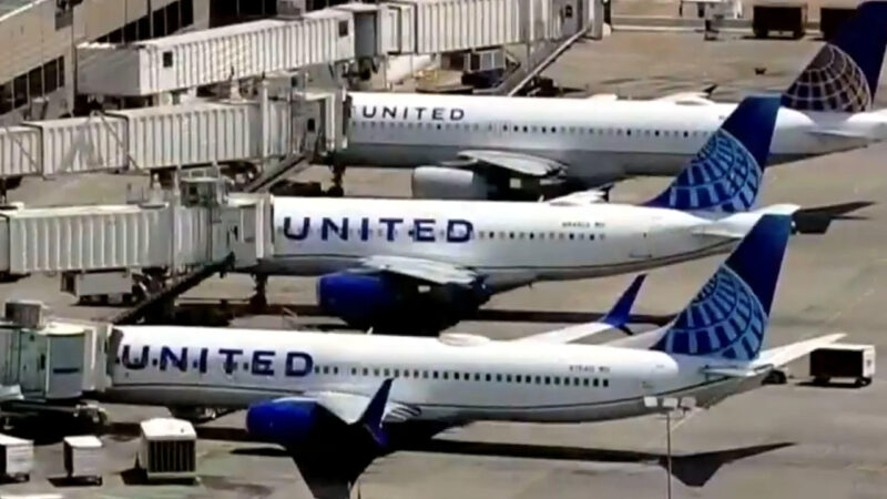Meškanie letov United Airlines