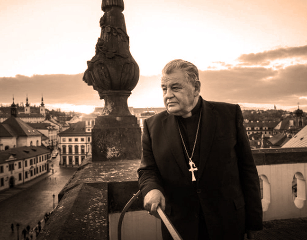 Posledná rozlúčka s kardinálom Dominikom Dukom