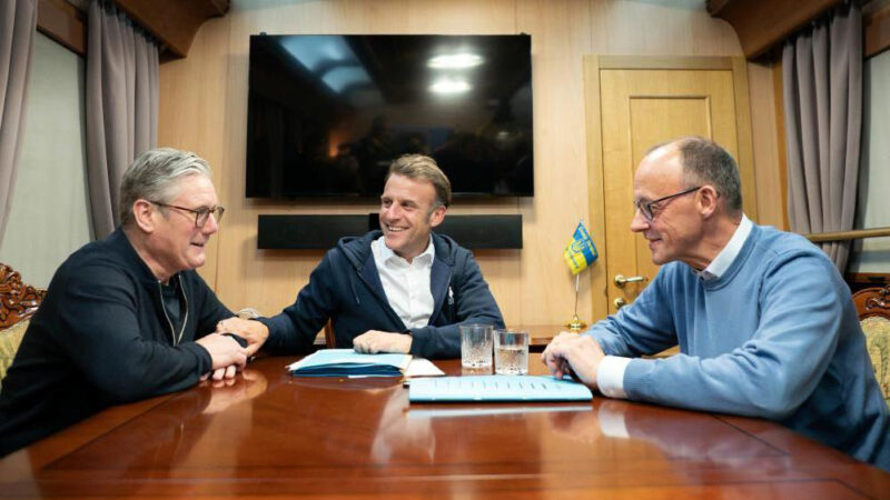 Lídri troch štátov EÚ sa vyjadril k plánu Trumpa