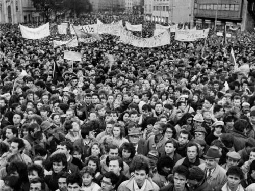 Novembru 1989 predchádzala sviečková manifestácia 