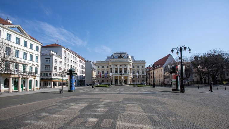 Bratislava ide obnoviť Hviezdoslavovo námestie