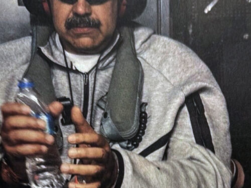 Loď s Madurom smeruje do USA