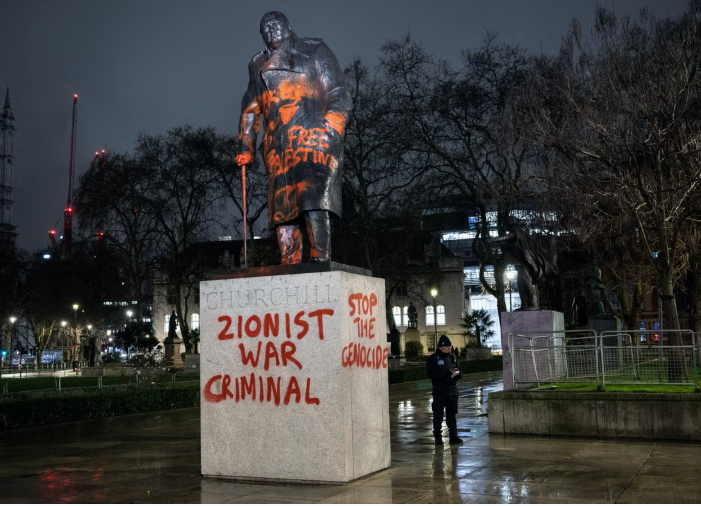 Posprejovali Winstona Churchilla