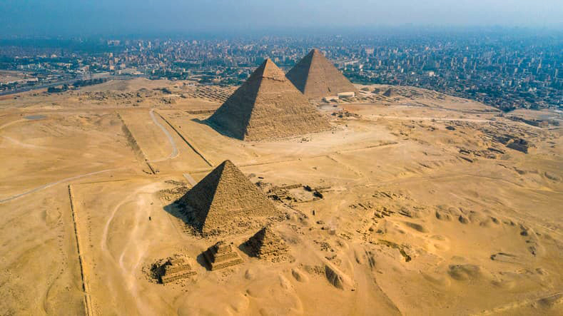 Pod pyramídou v Gíze objavili stavby staršie ako Egypt