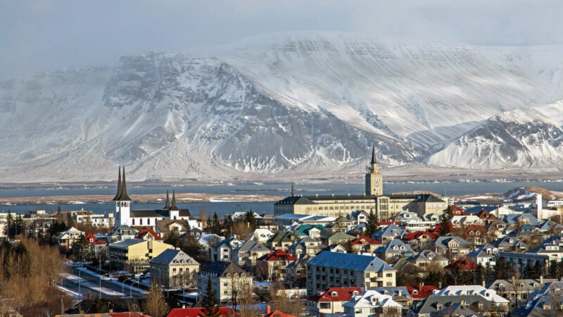Island mieni vstúpiť do EÚ – rozhodne referendum