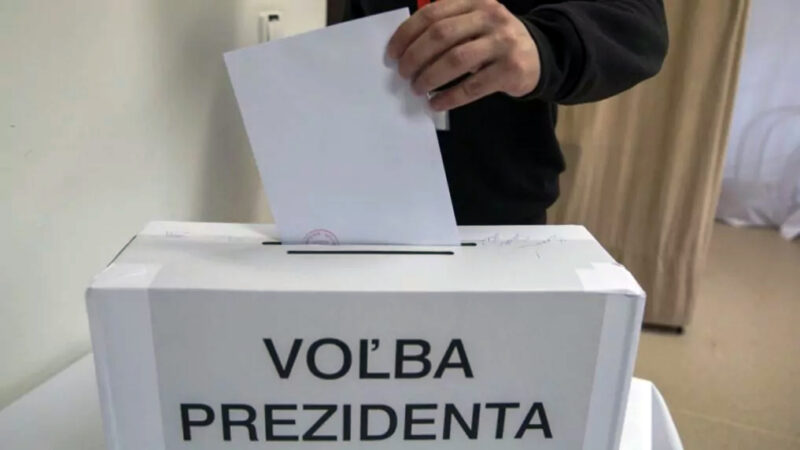 Voľba prezidenta SR zo zahraničia nebude