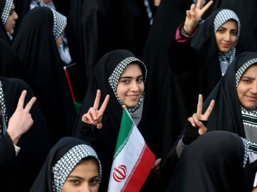 Na motocykloch v Iráne môžu už jazdiť aj ženy