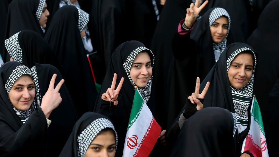 Na motocykloch v Iráne môžu už jazdiť aj ženy