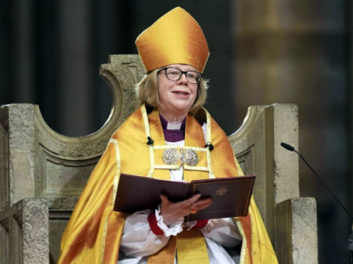 Na druhom najvyššom poste v cirkvi majú ženu