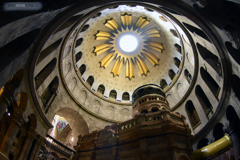 Polícia Izraela zabránila kardinálovi odslúžiť omšu