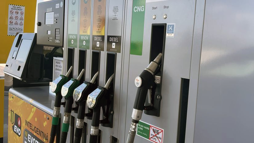 Slovensko má zatiaľ najnižšie ceny pohonných látok