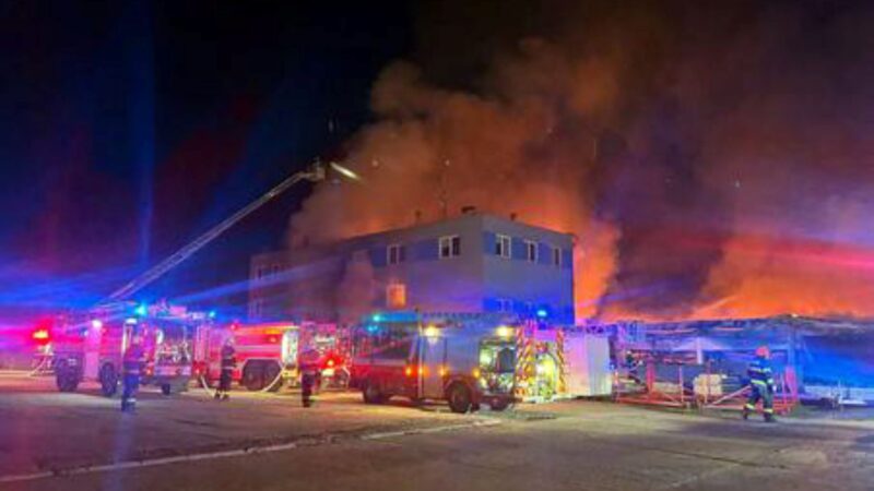 Zadržali podpaľačov českej zbrojovky