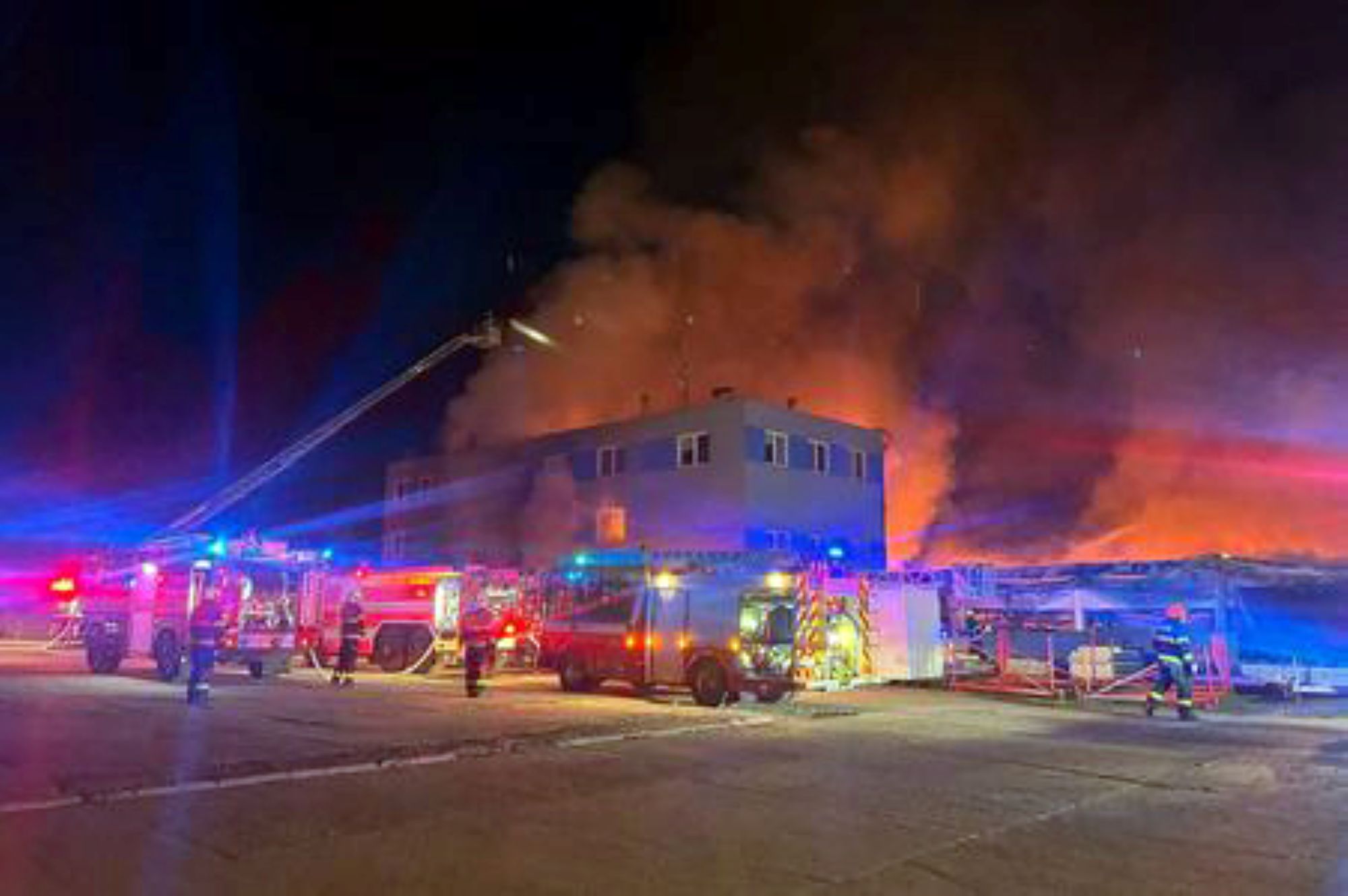 Zadržali podpaľačov českej zbrojovky