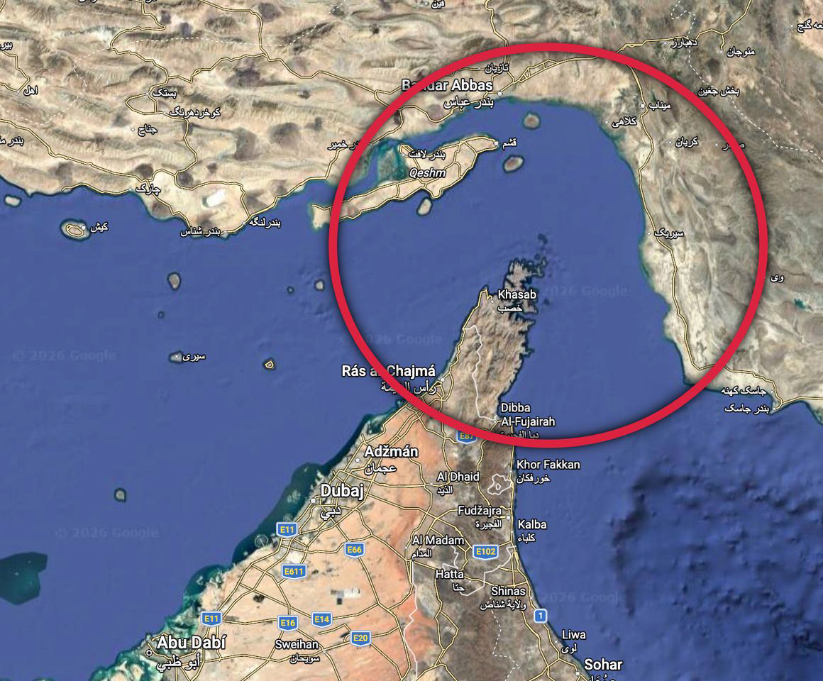 Začala sa blokáda Hormuzského prielivu