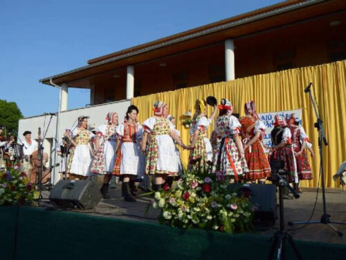 Slováci v Slovenskom Komlóši oslavovali