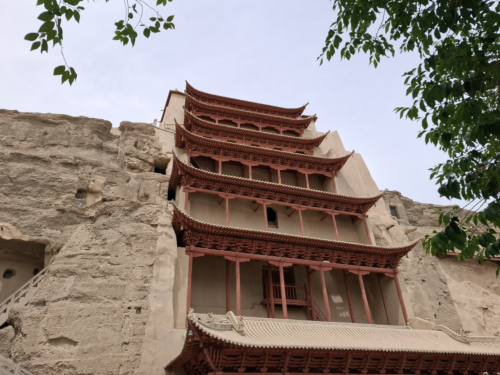 Legendárne mesto Dunhuang (Tun-chuang, 炖煌 )
