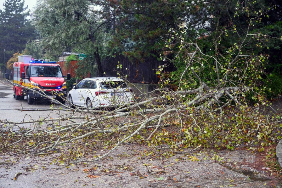 Na strednom Slovensku vyčíňalo počasie
